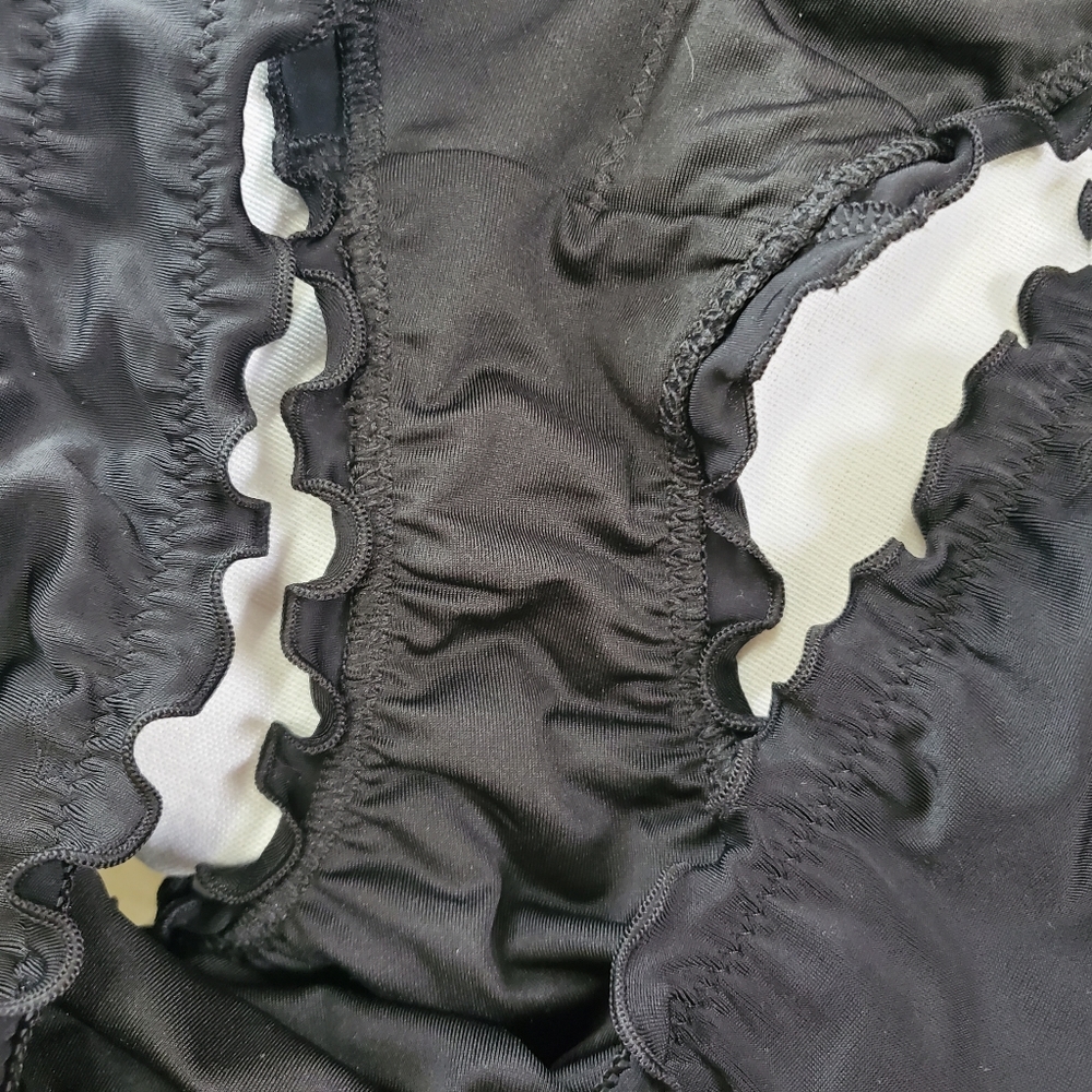 Shade & Shore Bikini Bottom w Ruching and Ruffles - Picture 5 of 5